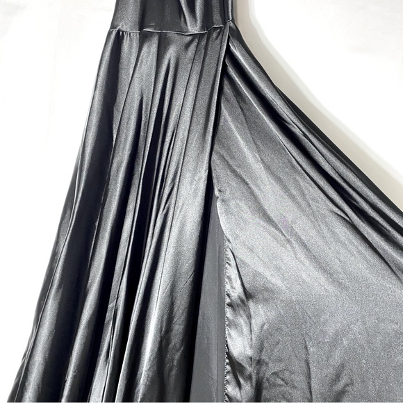 Cinderella Divine Elegant Black Satin Spaghetti Strap  Formal Evening Gown M - Picture 9 of 16